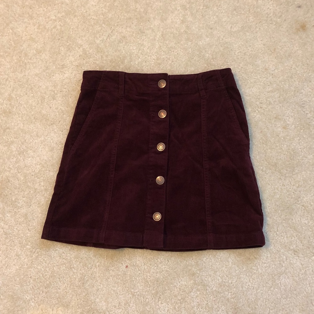 Corduroy burgundy mini skirt